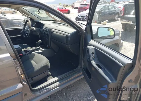 2004 Jeep Grand Cherokee Laredo z USA, uszkodzony, nr VIN 1J4GW48S14C324440